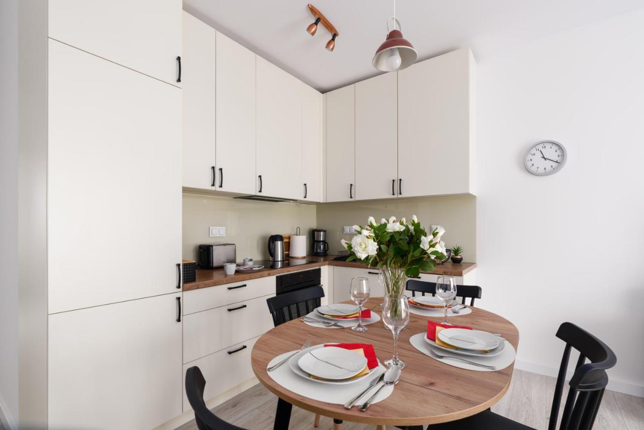 Premium Apartments Poznan Airport By Noclegi Renters מראה חיצוני תמונה